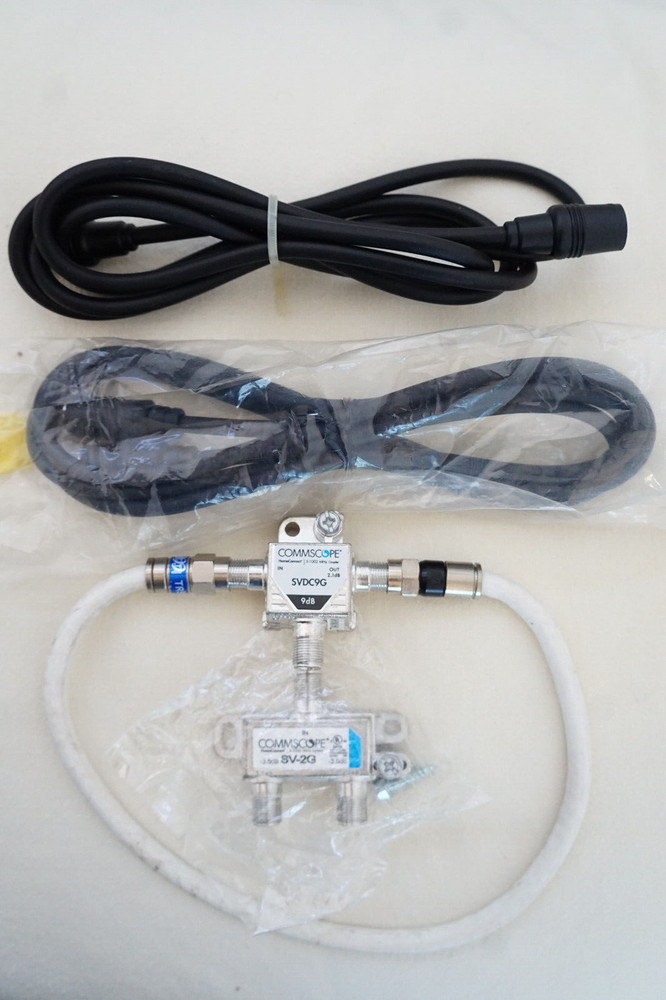 NEW CommScope 2-way Cable TV DIGITAL CABLE INTERNET COAXIAL SPLITTER 2 PACK