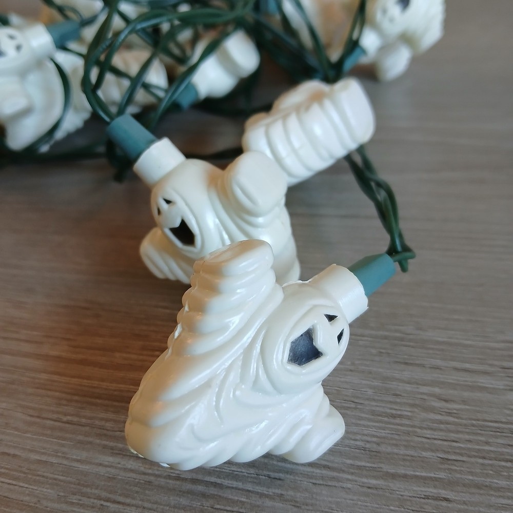Spooky Ghost Hollow 20 Ghost Light Set Halloween Vintage String Lights