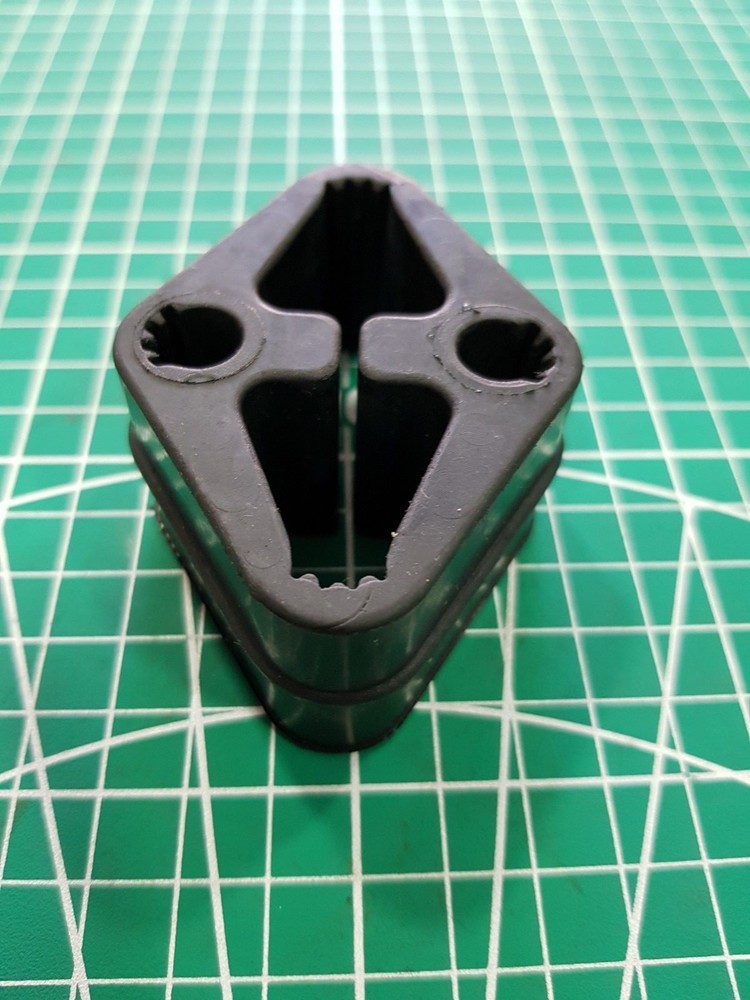 BMW 3 SERIES Exhaust Hanger Rubber Mount Support E90 E91 E92 E93 325 330I 335I