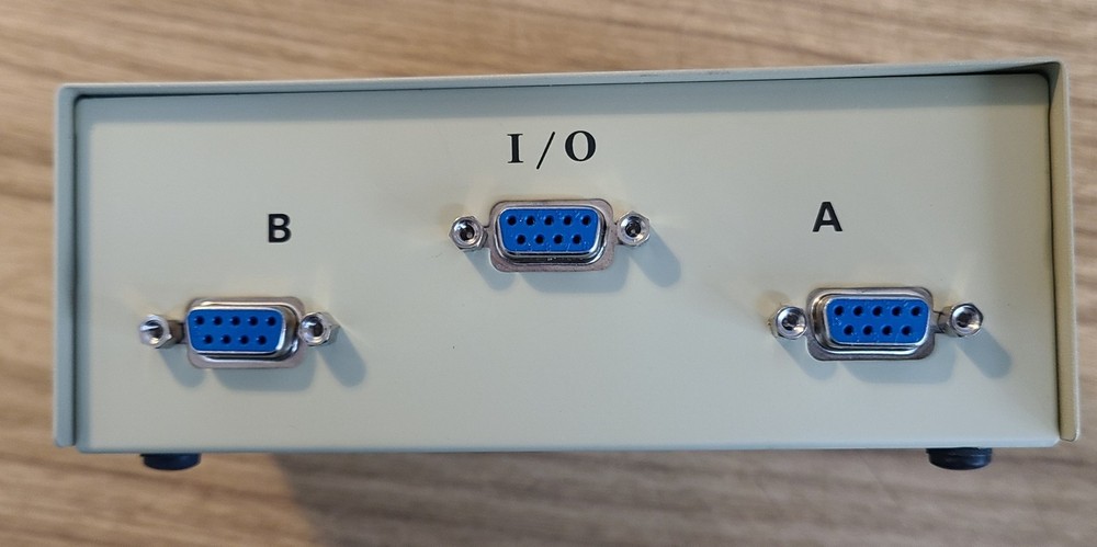 2-WAY MANUAL DATA TRANSFER SWITCH BOX - AB