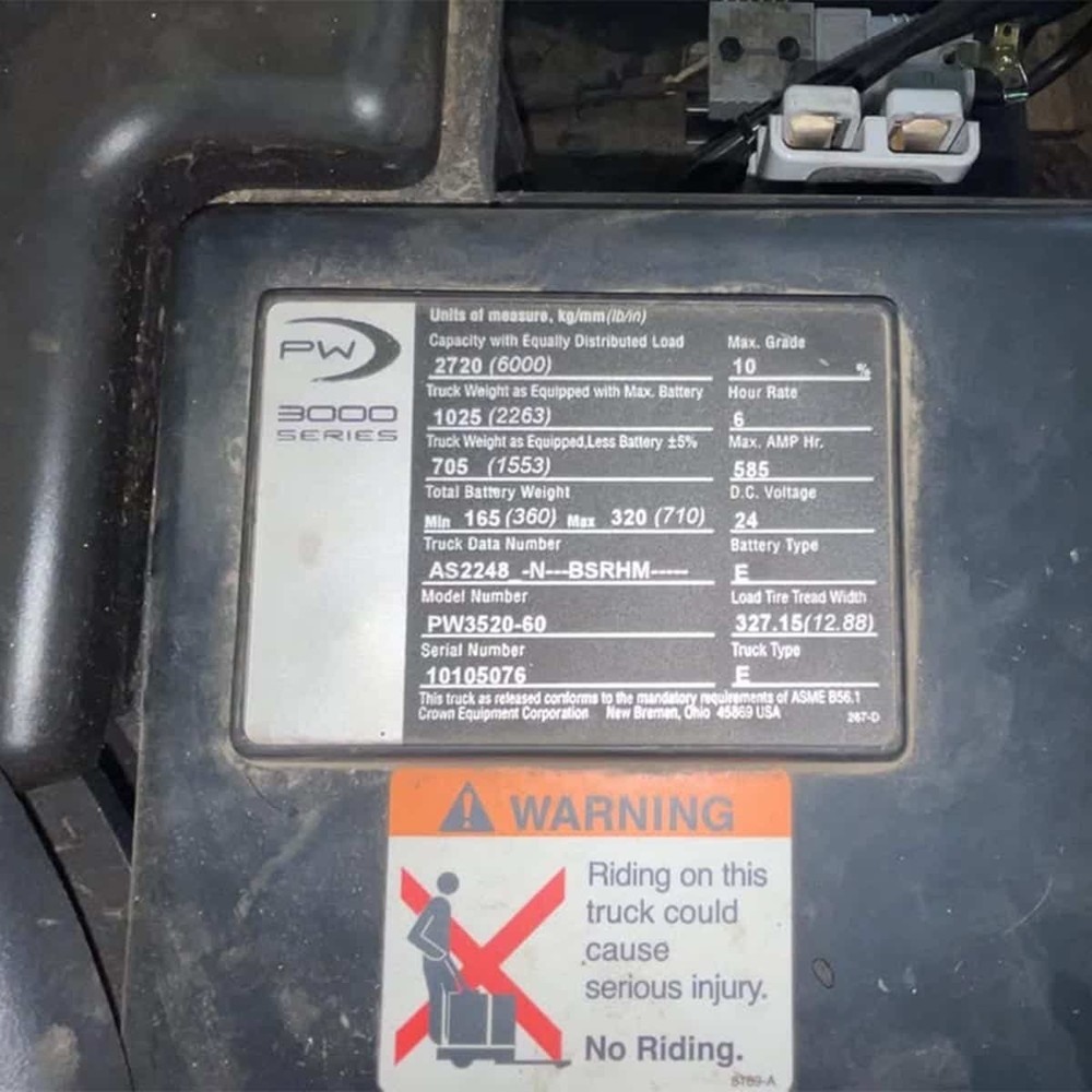 Crown Powered Pallet Jack