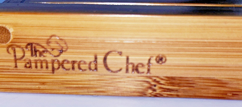 Pampered Chef Bamboo Cookbook Tablet Stand Holder Display with box