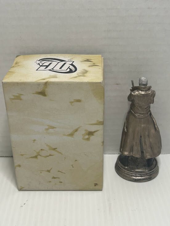 EAGLEMOSS DC COMICS HUSH SILENCE CHESS PIECE FIGURE