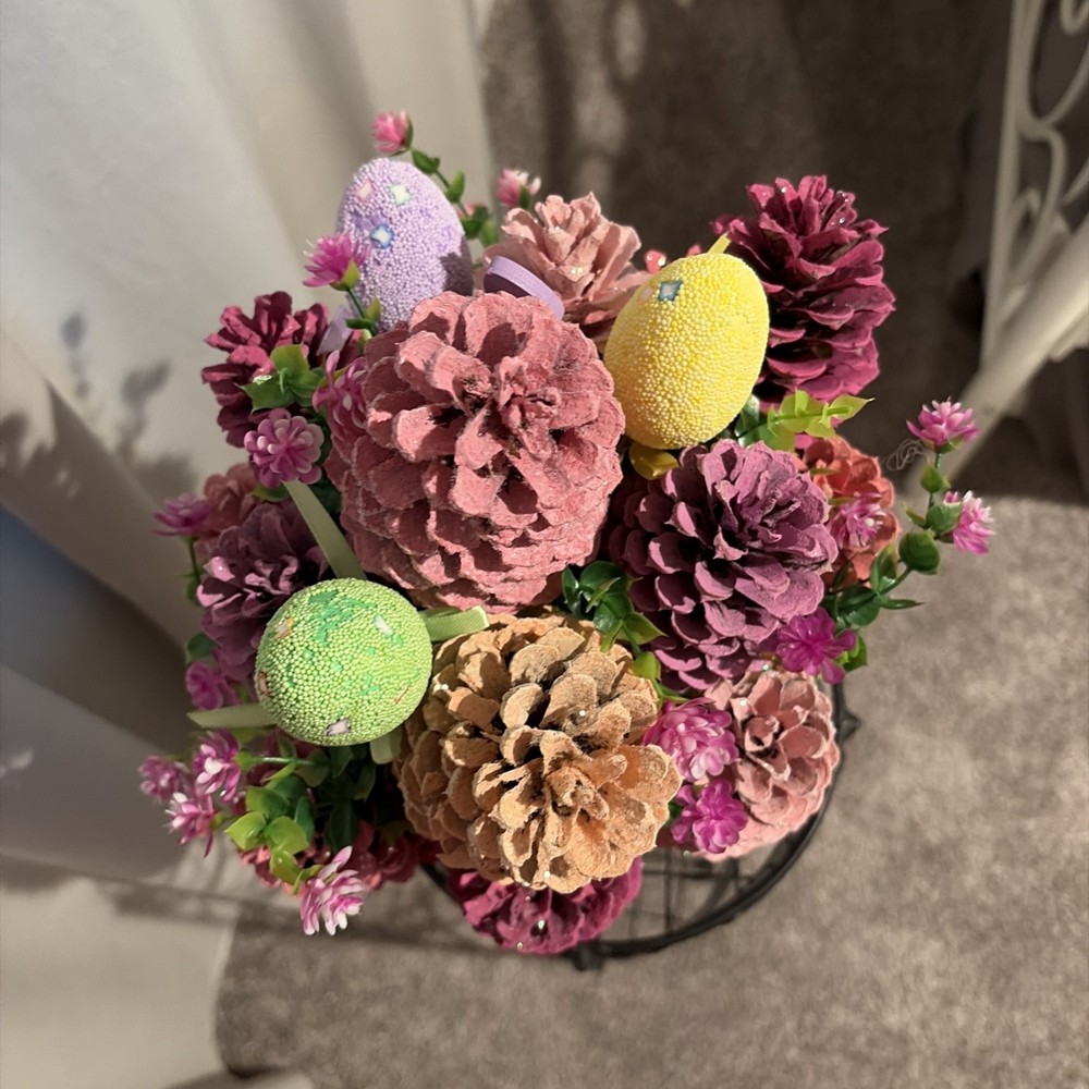 Easter Bouquet 15 cones (only) Assorted sizes/sticks/glitter