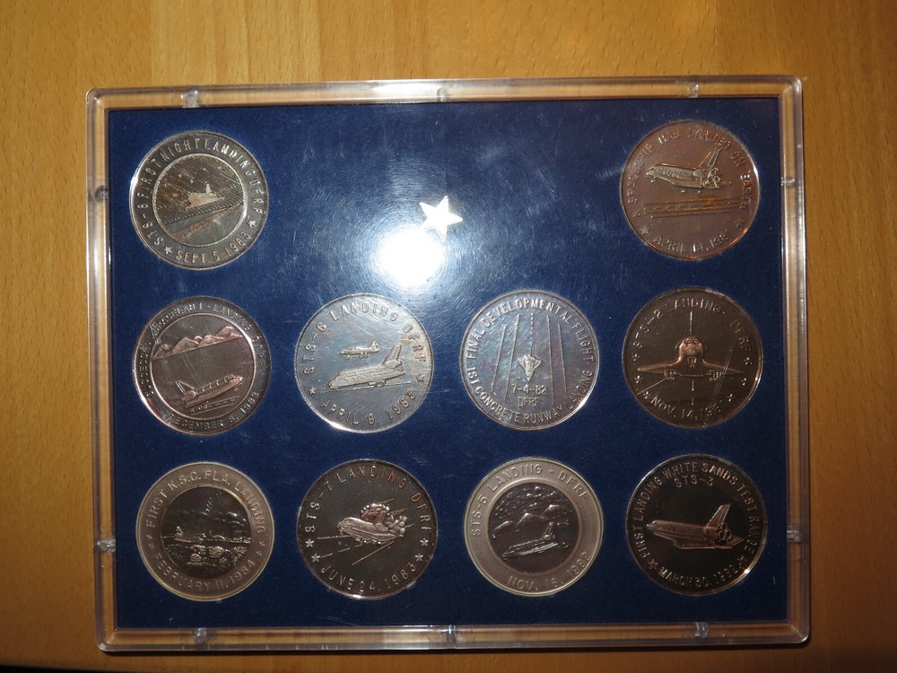 (10) Shuttle Shuttle Flights, silver medals in case, Challenger and Columbia