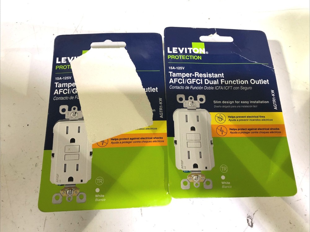 2pk Leviton 15 Amp 125V Self-Test SmartlockPro AFCI/GFCI Dual Function Outlet