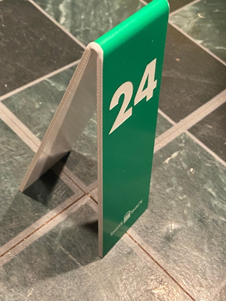 Shake Shack #24 Plastic Green Table Tent *Pre Owned* ddd1