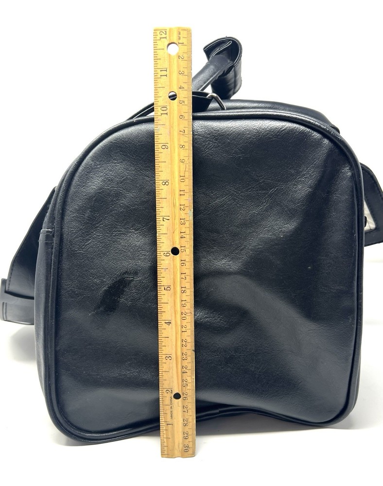Duffel Bag/Carry-on/Travel Bag EUC