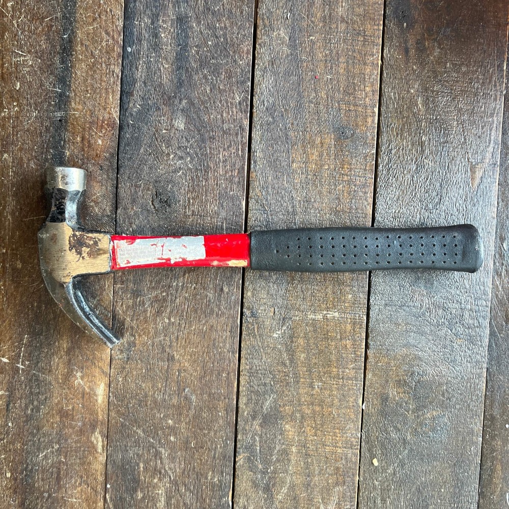 Red Claw Hammer