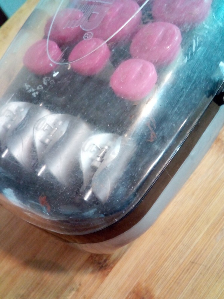 Conair Hot Clips Roller Set Of 20 Rollers Multi Sizes Used Plus 19 Clips