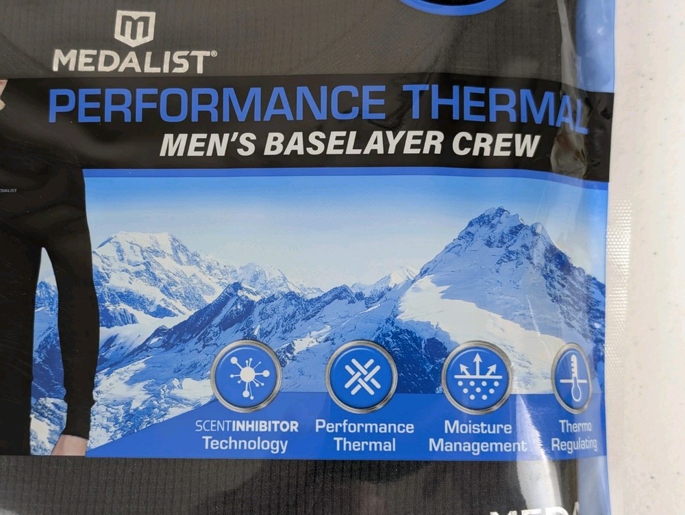 Medalist Performance Thermal Base Layer Crew Long Sleeve Men's Large Level 1