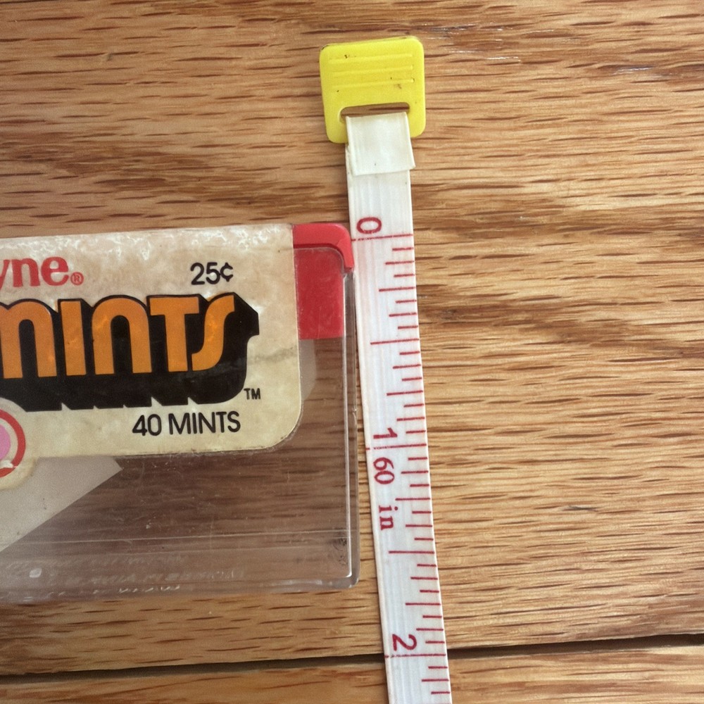 Vintage Dentyne Dynamints Plastic Mint Candy Container 1970s or 80s