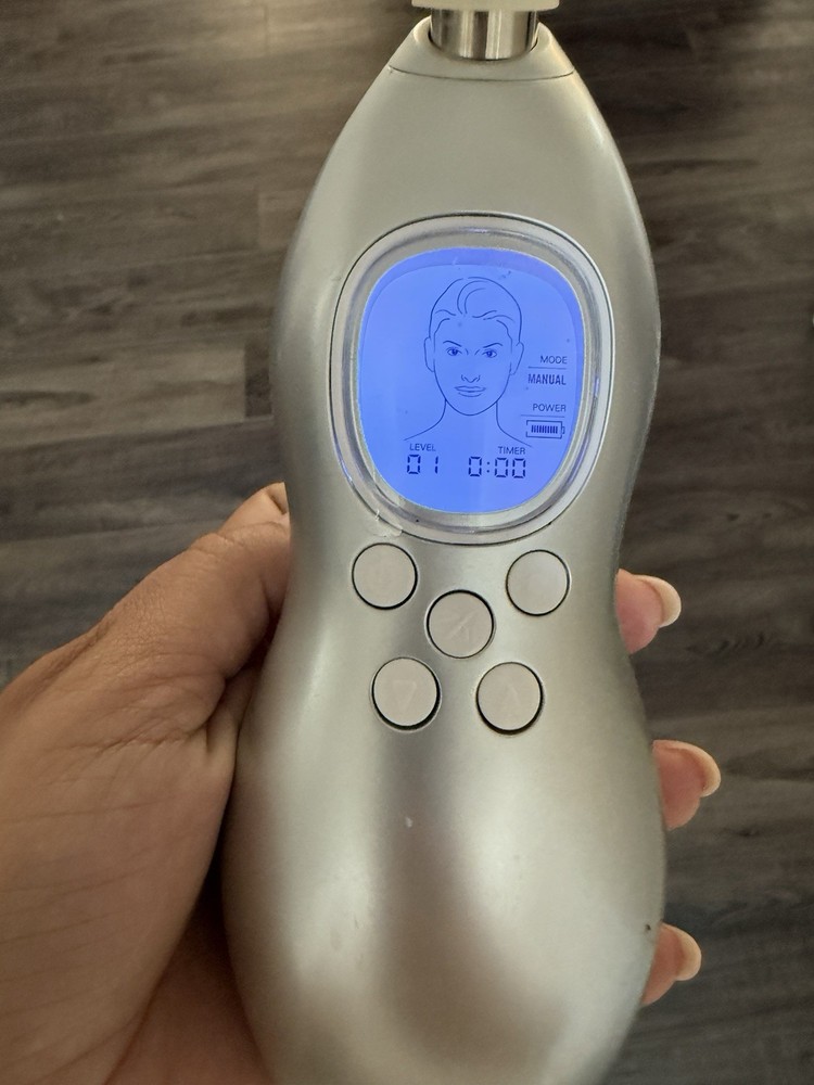 RF Redefine Macro Exfoliator Microdermabrasion Tool
