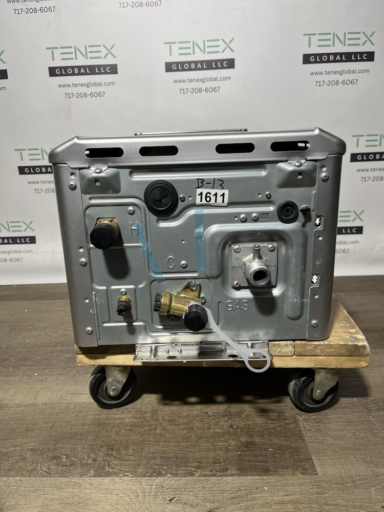 Rinnai REP199eN Outdoor Tankless Water Heater 199k BTU Natural Gas (B-13 #1611)