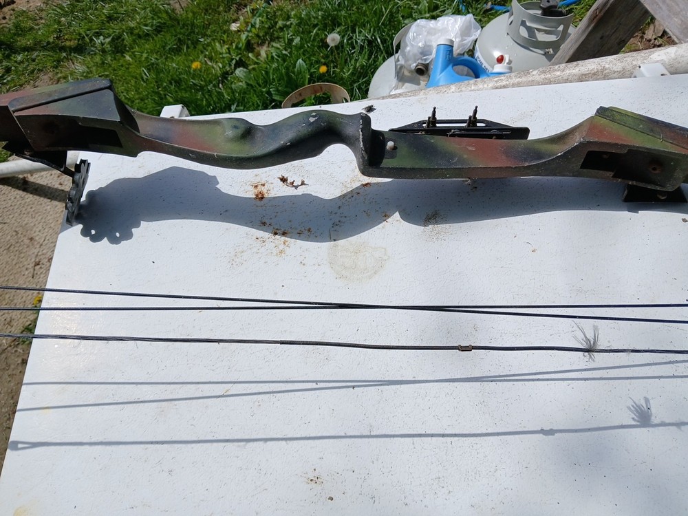 Vintage bear Compound Bow Archery Hunting Camouflage