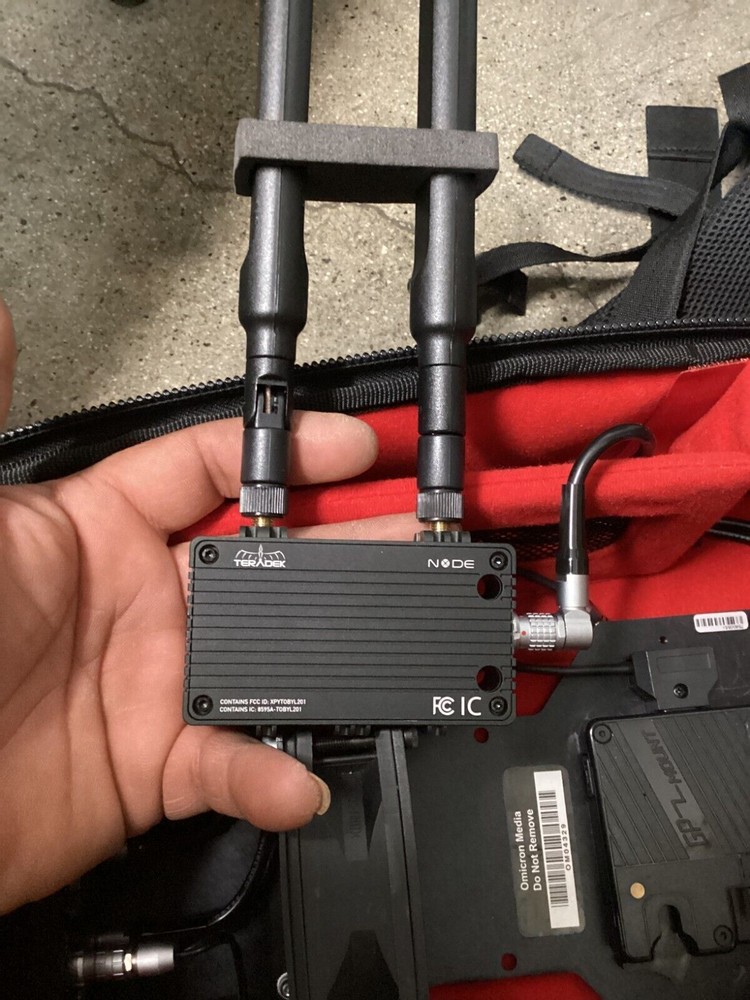 Teradek Bond 759 & Nodes - HEVC/AVC Backpack + MPEG-TS - includes Power Supply