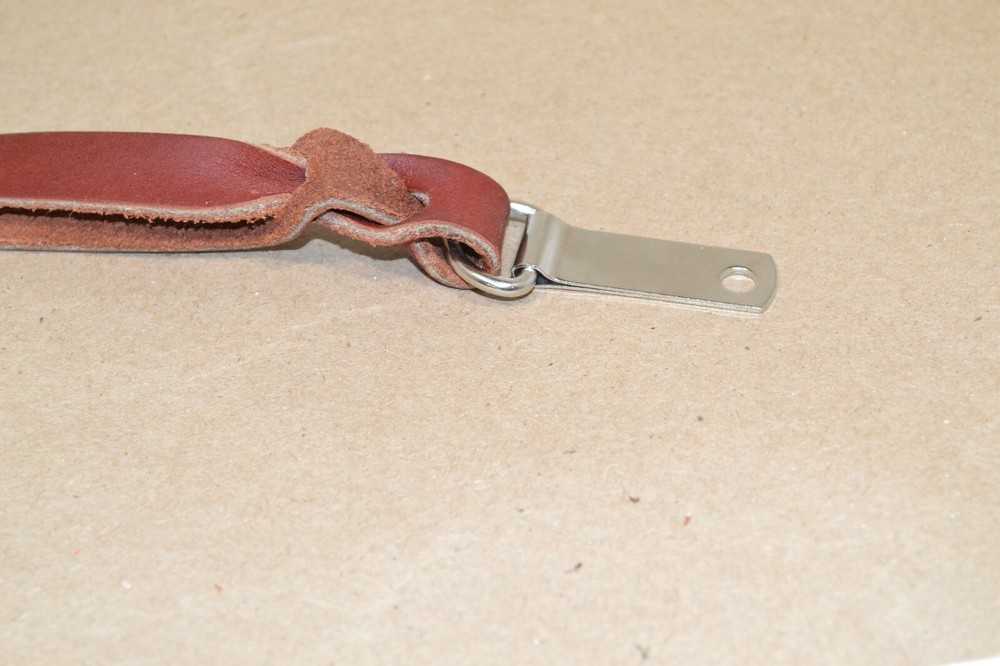 Decorative Saddle strings - Burgundy - 1/2" x 7" w/ Clip & Dee - 4 pack (E463)
