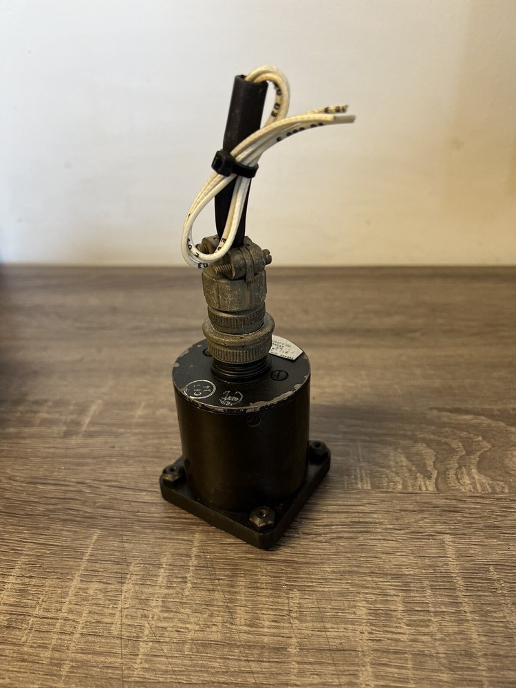 Instruments Inc. Cessna Outside Air Temperature Indicator P/N: CM268LI