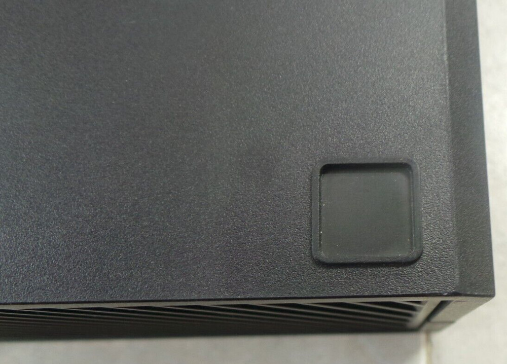 Microsoft Xbox One 500GB Home Console - Black (1540) One controller