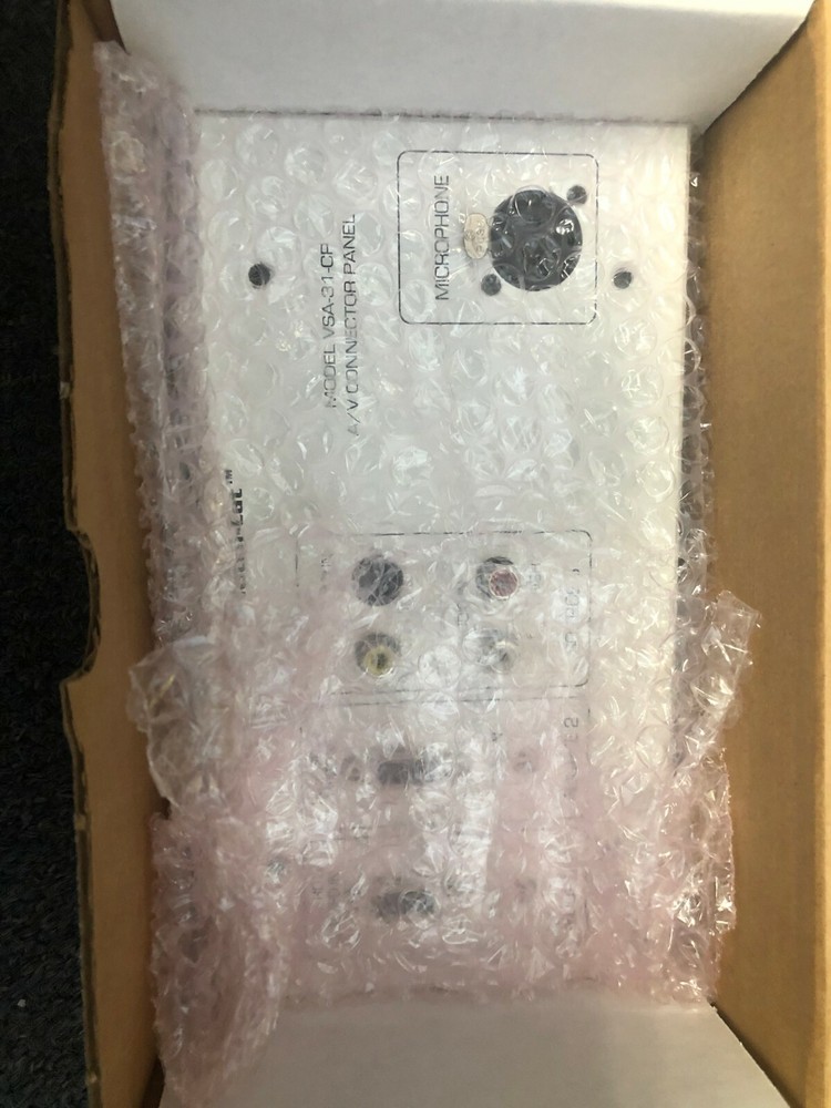 Hall Research VSA-31-CPW connector panel white