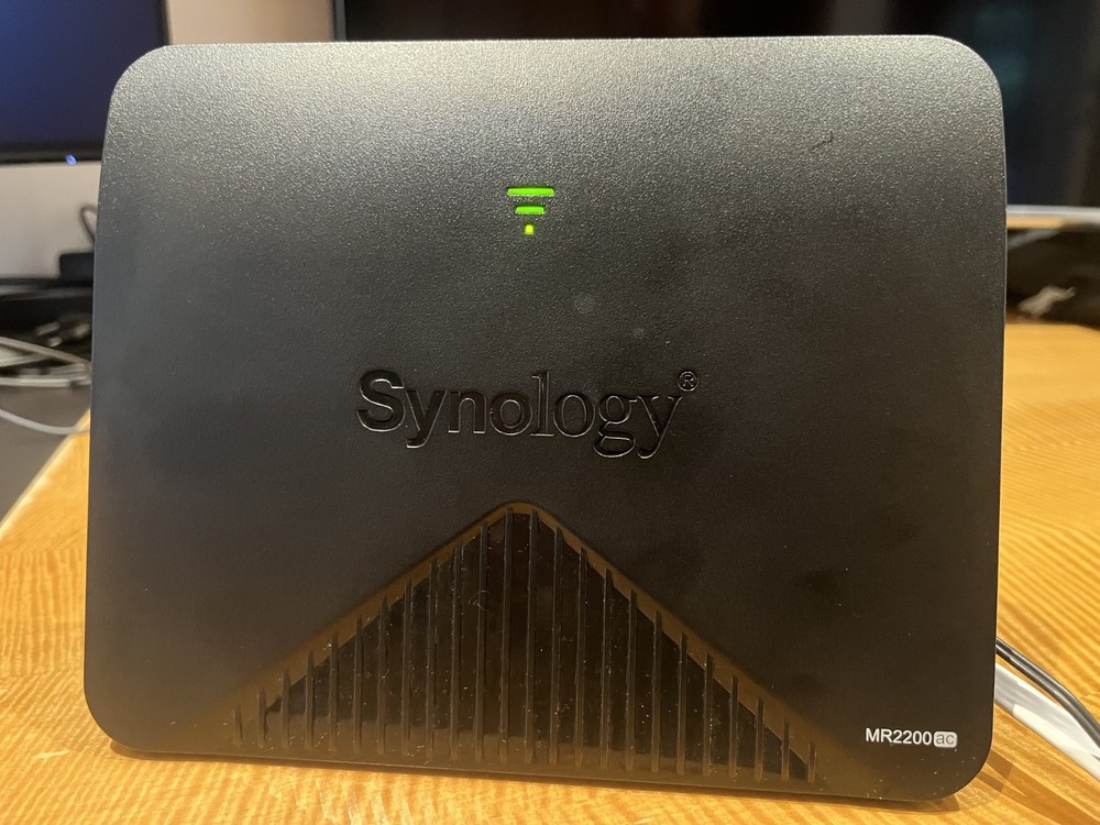 Synology MR2200AC Mesh router