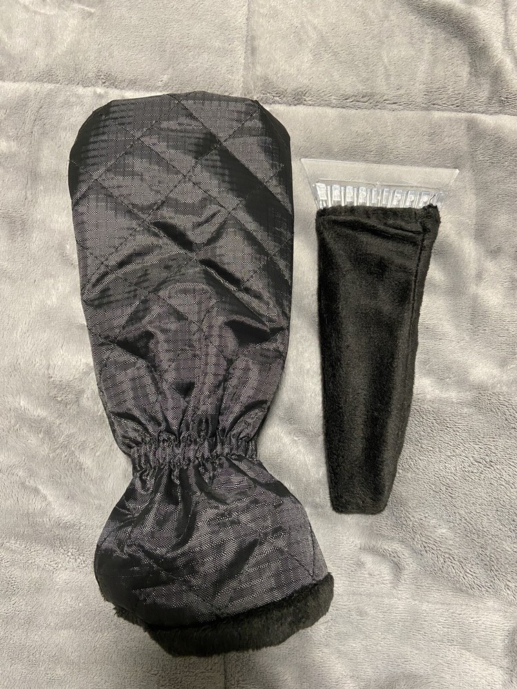 Ice Scraper Mitt