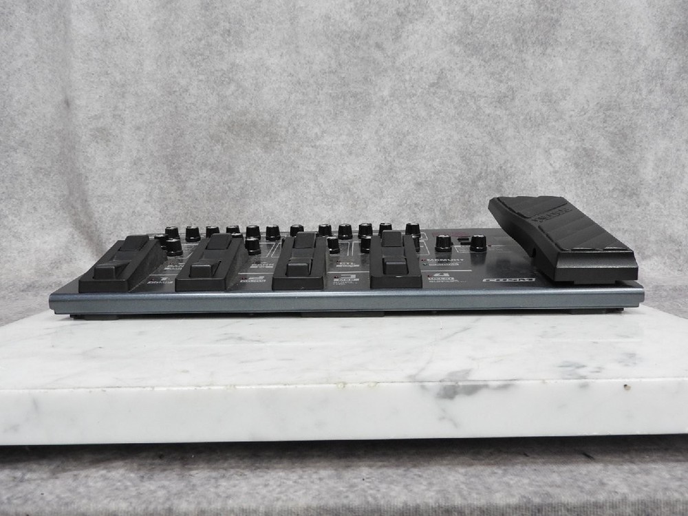 Boss ME 80 Guitar Multi Effects Processor Pedal Tested Working Used