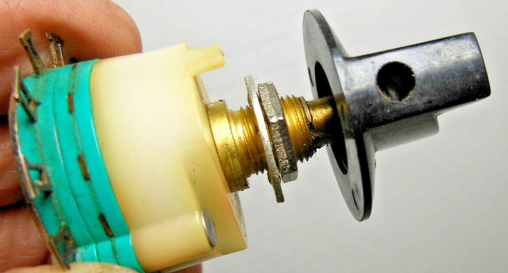 Stackpole Rotary Switch 1 Pole/12 Position w/ Bakelite Pointer Knob Tested /New