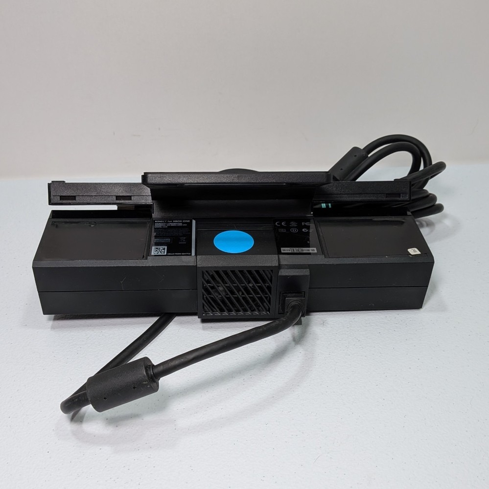 Microsoft Xbox One Kinect Sensor 1520 Black W/ TV Mount