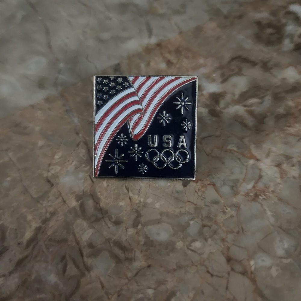 USA Winter Olympics Lapel Pin Flag