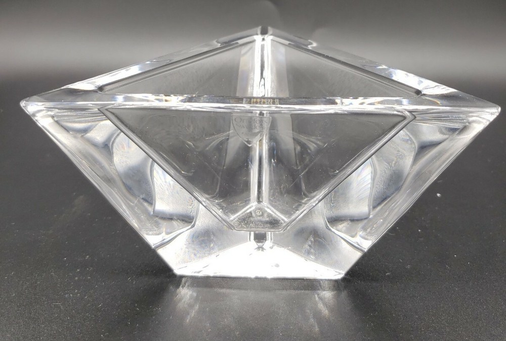 AUTHENTIC ORREFORS SWEDEN SIGNED CRYSTAL TRIANGLE BOWL DISH