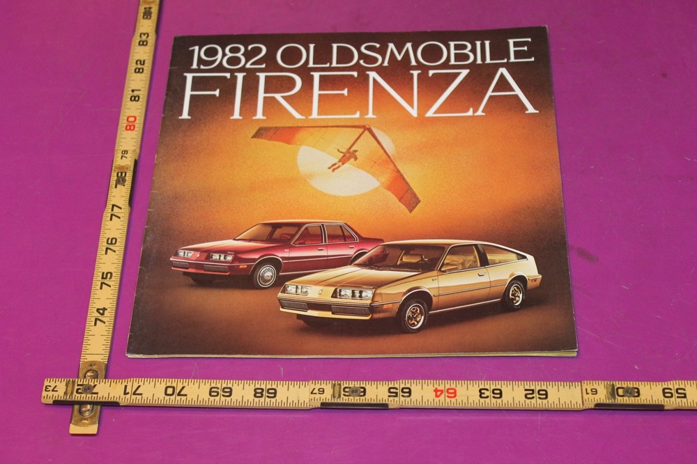 1982 Oldsmobile Firenza Brochure. 12 pages.