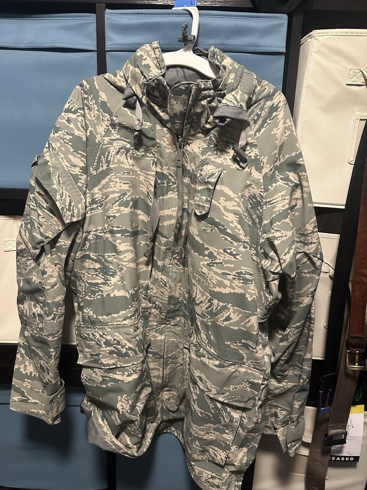 USAF GORTEX ABU PARKA MEDIUM REGULAR ALL WEATHER APECS COAT