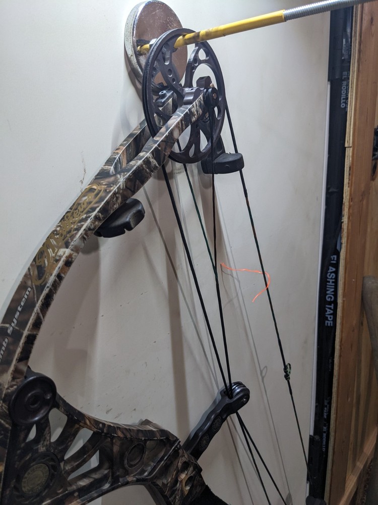 Mathews DXT Compound Bow