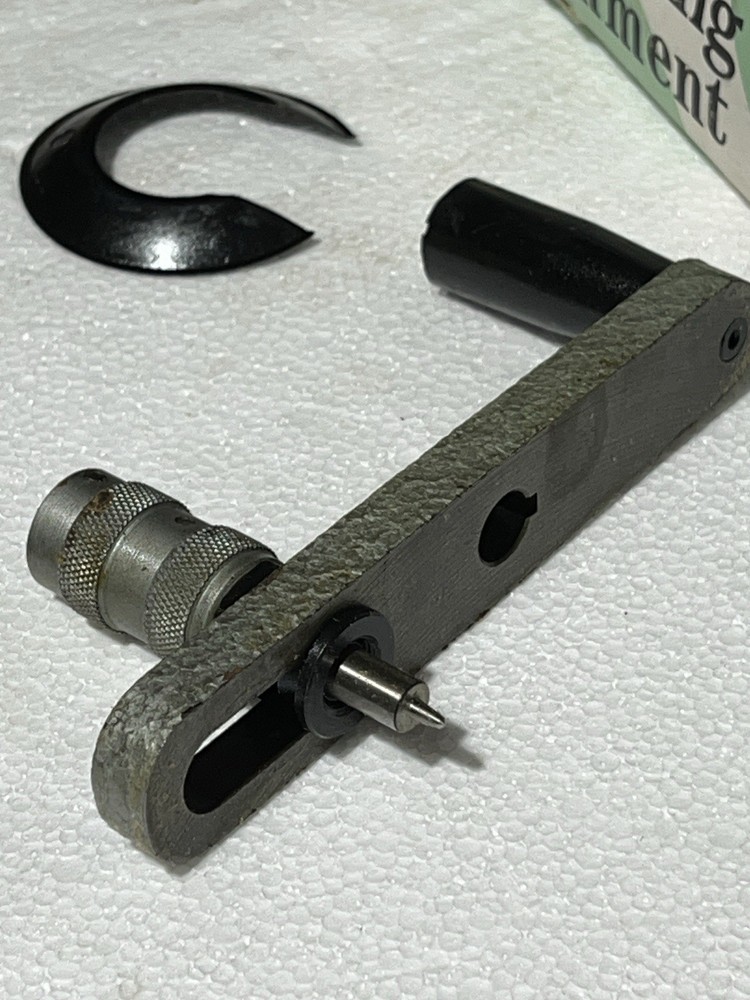 Universal Indirect Indexing Attachment for Rotary Table 6”–12” TS/TSL/TSK Series