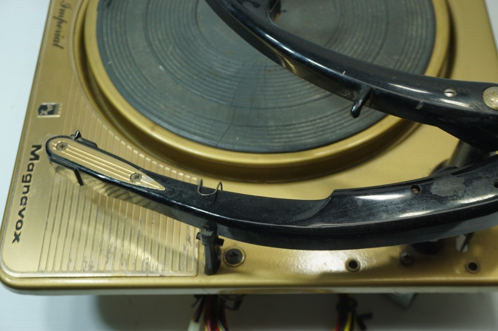 Magnavox Imperial record player Turn table top