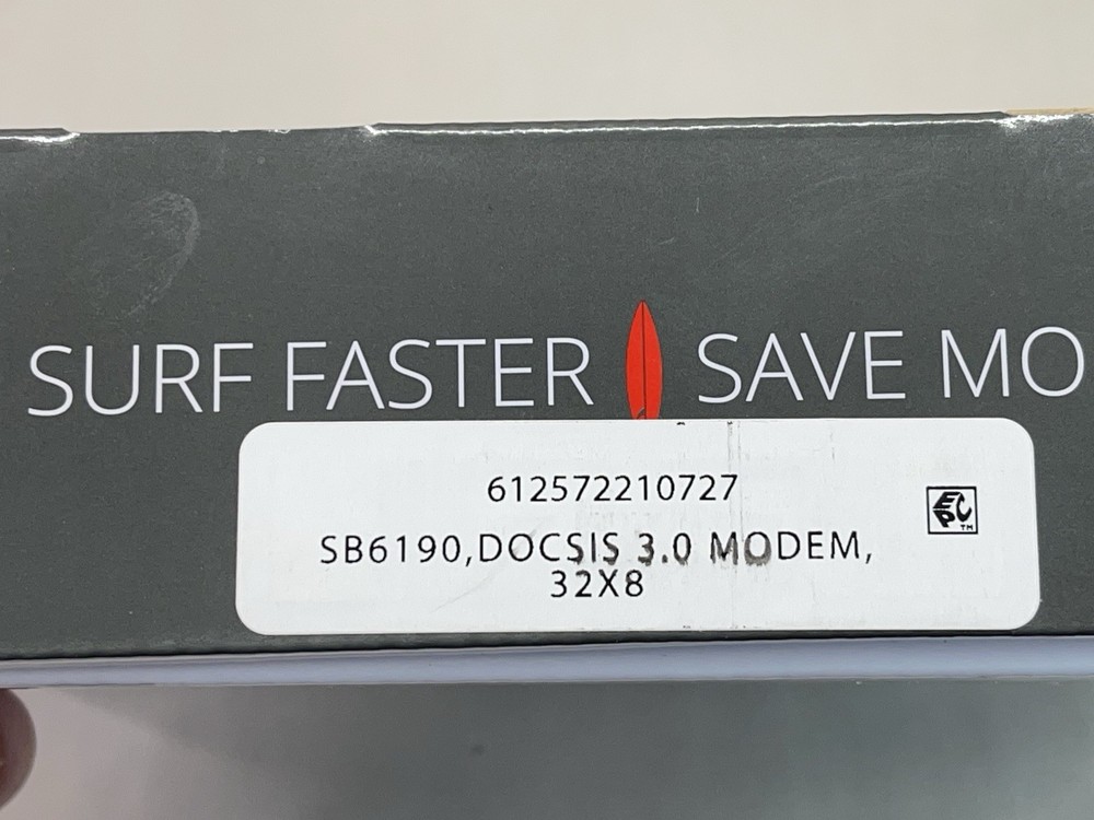 ARRIS Surfboard SB6190 - 32x8 Cable Modem - White NEW OPEN BOX