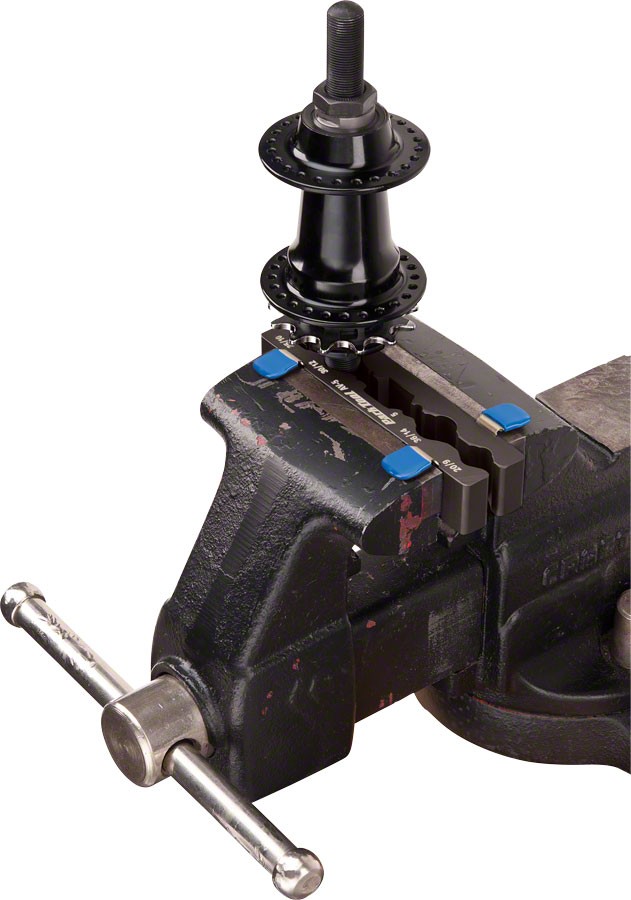 Park Tool AV-5 Axle/Spindle Vise Inserts - Precision Aluminum, Multi-Size Jaw