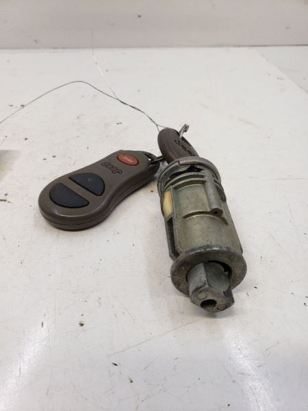 Ignition Switch Fits 1999-2000 GRAND CHEROKEE Tested OEM