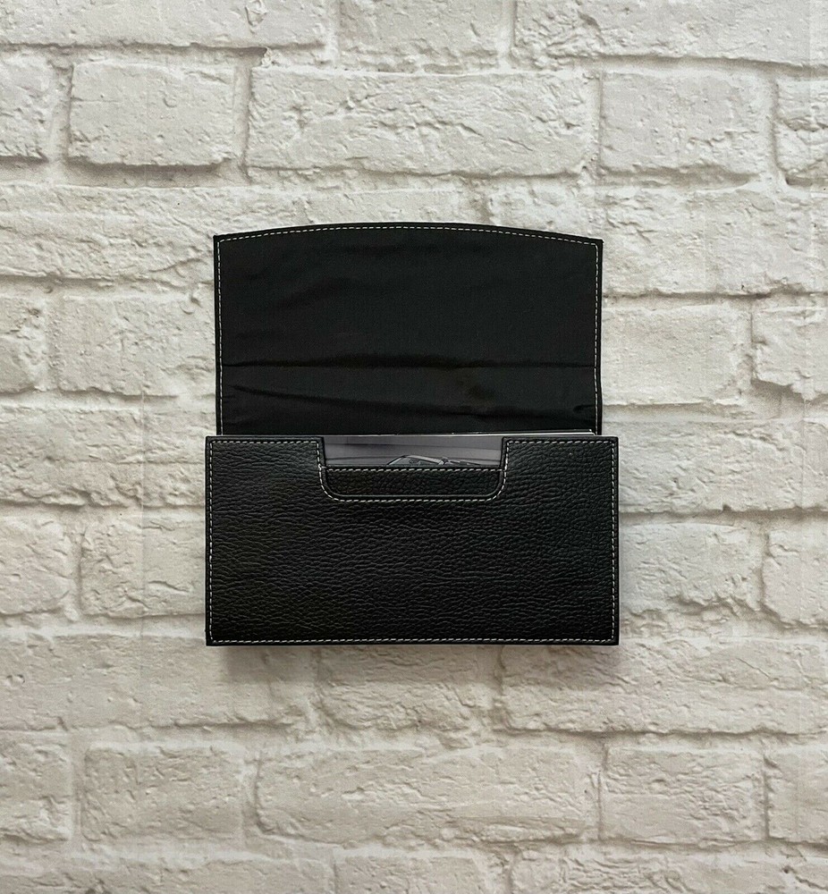 2017 Mercedes-Benz E-Class Sedan E43 E63 AMG E250 E400 E300 4MATIC Owners Manual