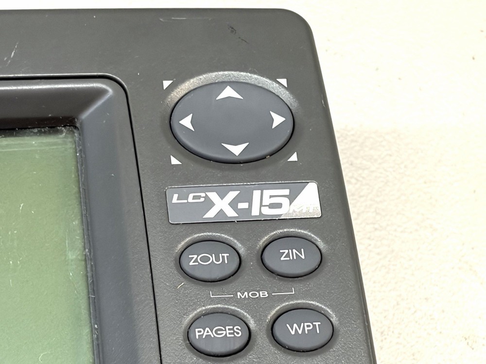 Lowrance LCX-15 MT Fishfinder GPS Chartplotter Marine Display Unit - Untested