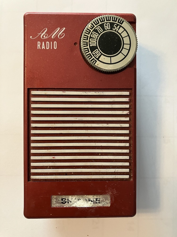 Skyline Transistor Radio