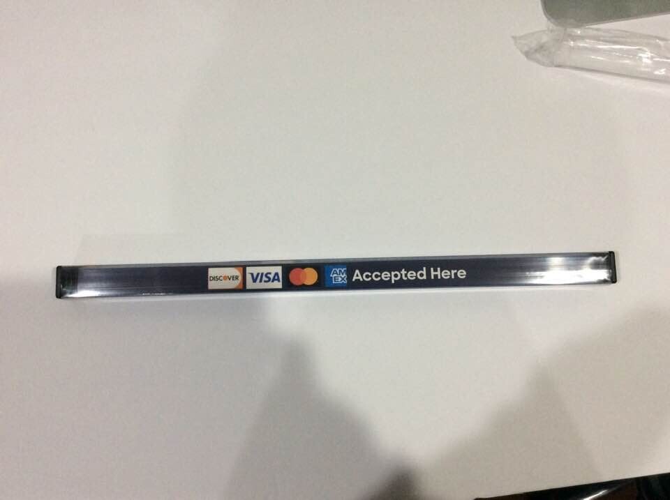 Grocery lane divider 4 logo