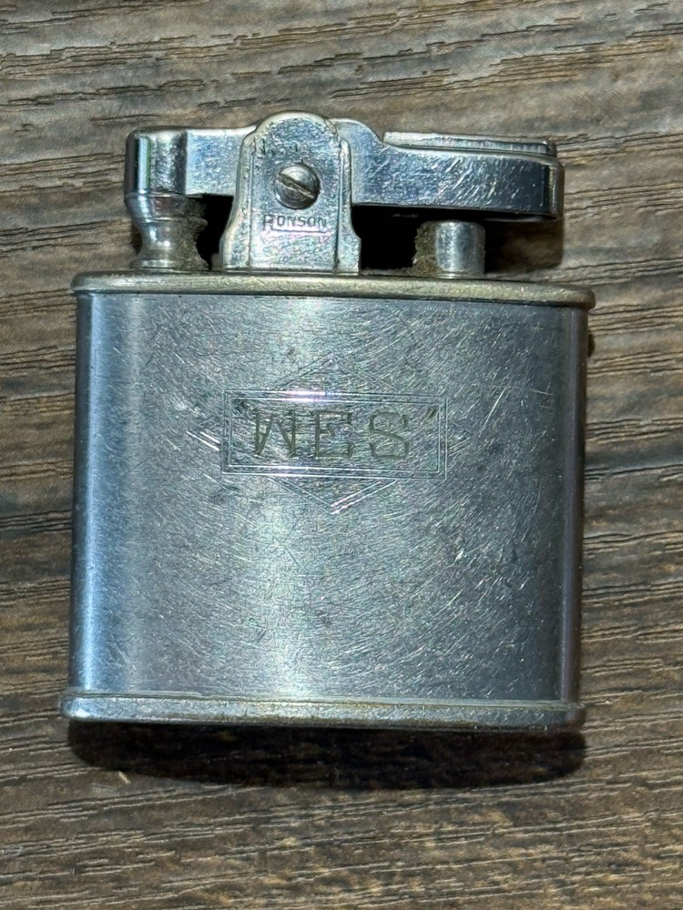 Vintage Ronson Standard Lighter