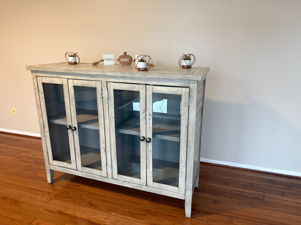 Pembroke Platnation Sideboard