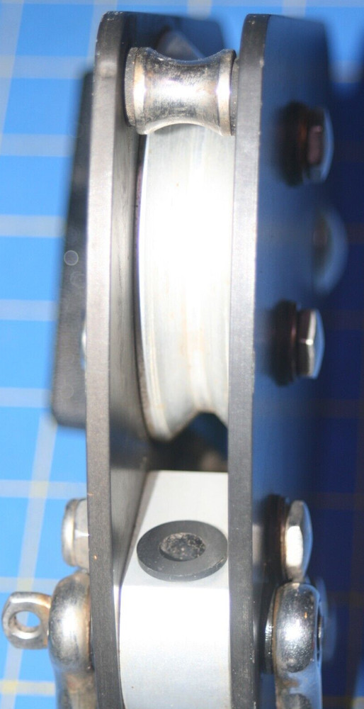 Aluminum rollers BLOCK PULLEY Nice looking unknown model