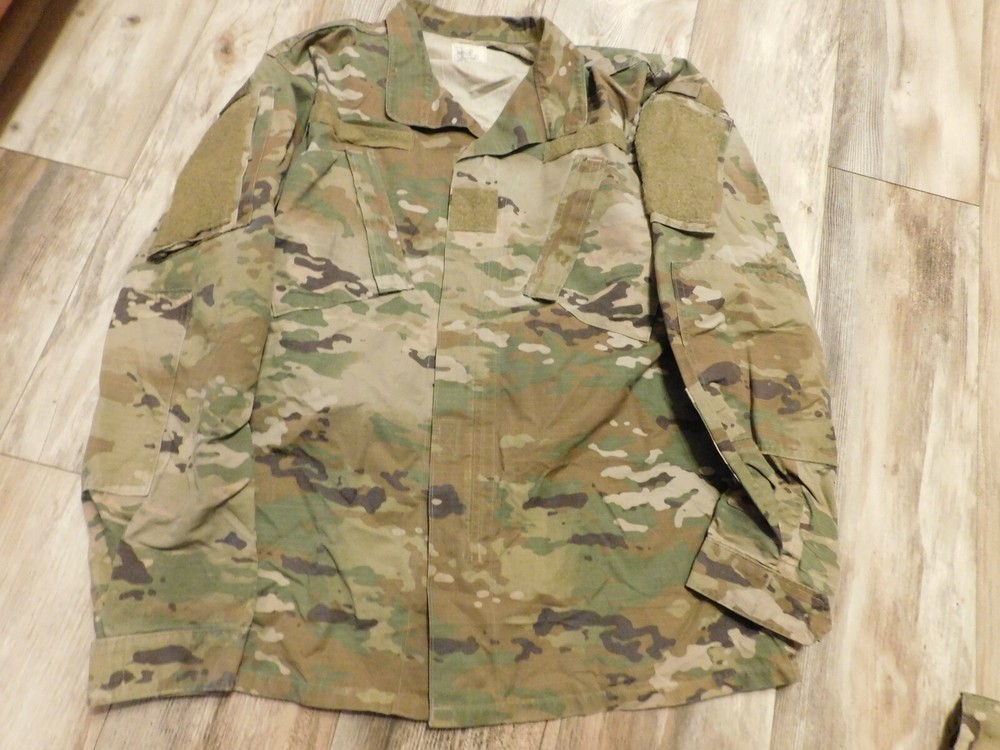 US ARMY OCP COAT SZ MEDIUM - LONG