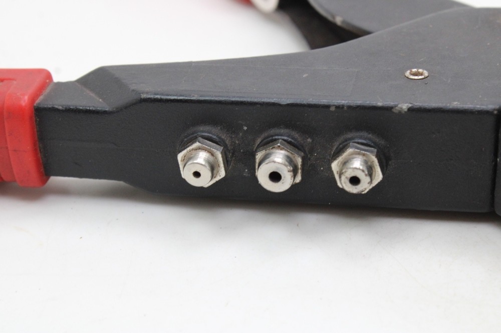 Blue Point Tools HP8202 Rivet Tool Red Grips