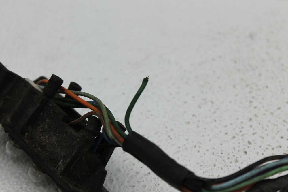 HONDA CB650 GAUGE PILOT INDICATOR SOCKET SUB WIRE HARNESS (TOIW260)