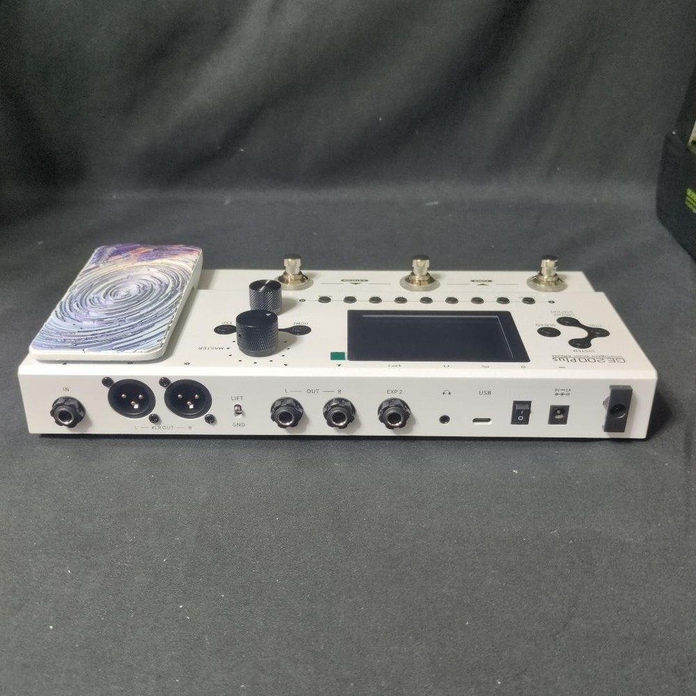 MOOER GE200 Plus Intelligent Multi-Effects Processor